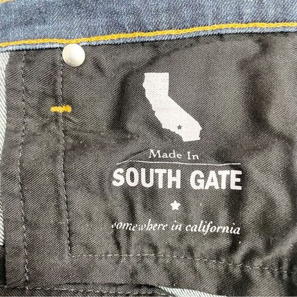 AG Adriano Goldschmied Jeans The Stevie Cuff in Blue Ambit Straight Leg Size 27 - Picture 10 of 13